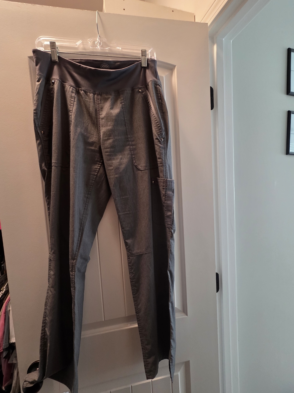 Healing Hands Scrub Pants.